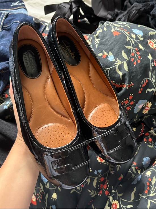 Clarks Shoes - Clarks Women's Black Patent Leather Square-Toe Ballet Flats